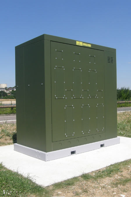 Armoire électrique sécurisée pour branchements provisoires